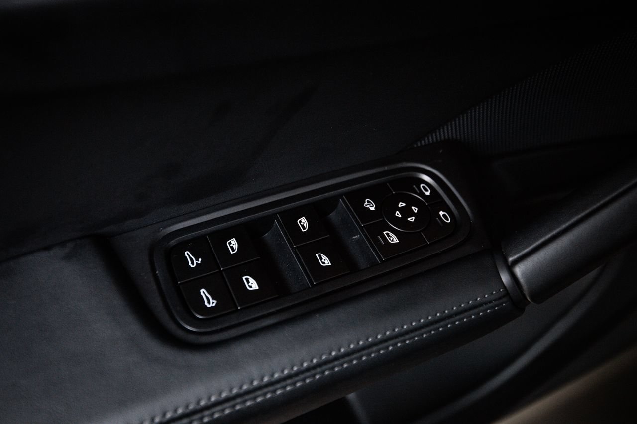 Certified 2026 Porsche Cayenne S AWD/4WD image 23