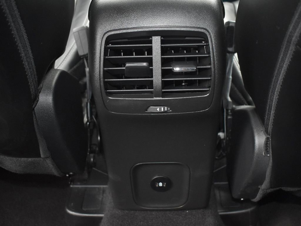 Used 2024 Ford Escape Platinum image 38