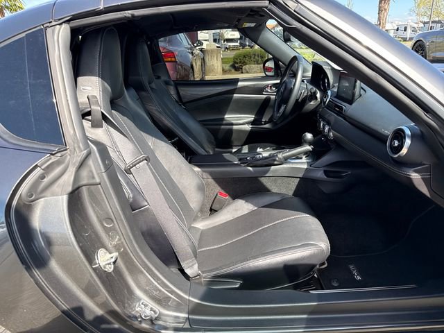 Used 2020 MAZDA MX-5 Miata RF Grand Touring RWD image 9