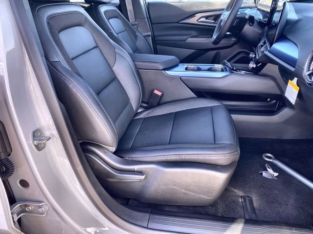 New 2026 Chevrolet Equinox EV LT image 41