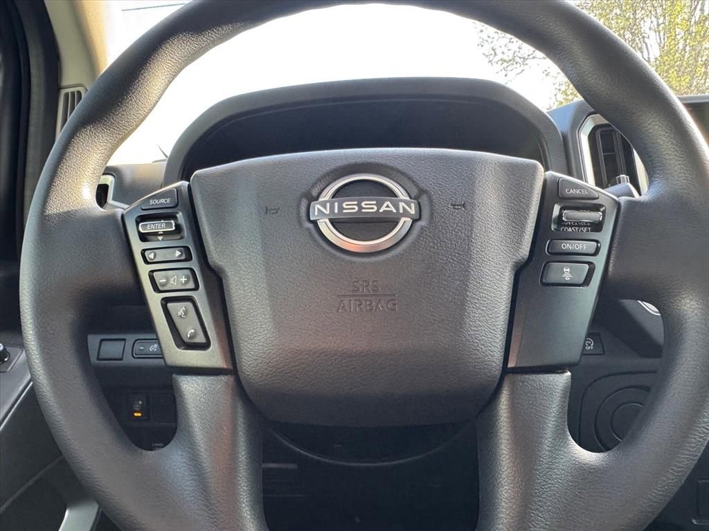 Certified 2025 Nissan Frontier SV image 15