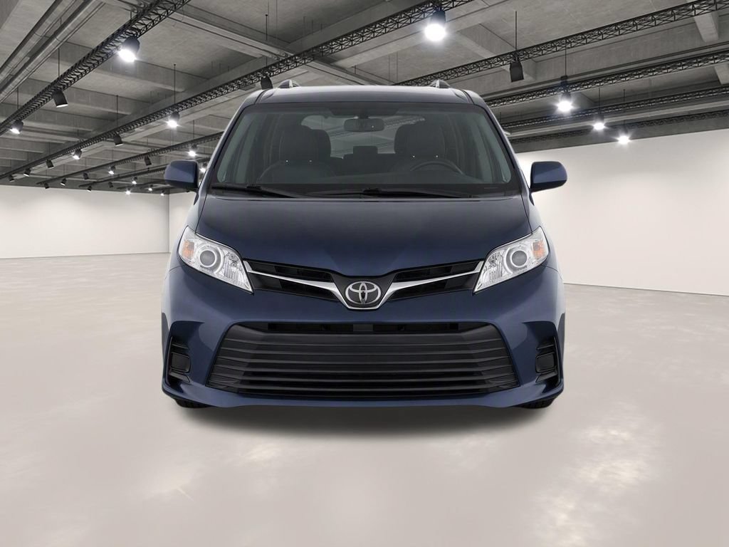 Used 2020 Toyota Sienna LE w/ LE Preferred Package FWD image 5