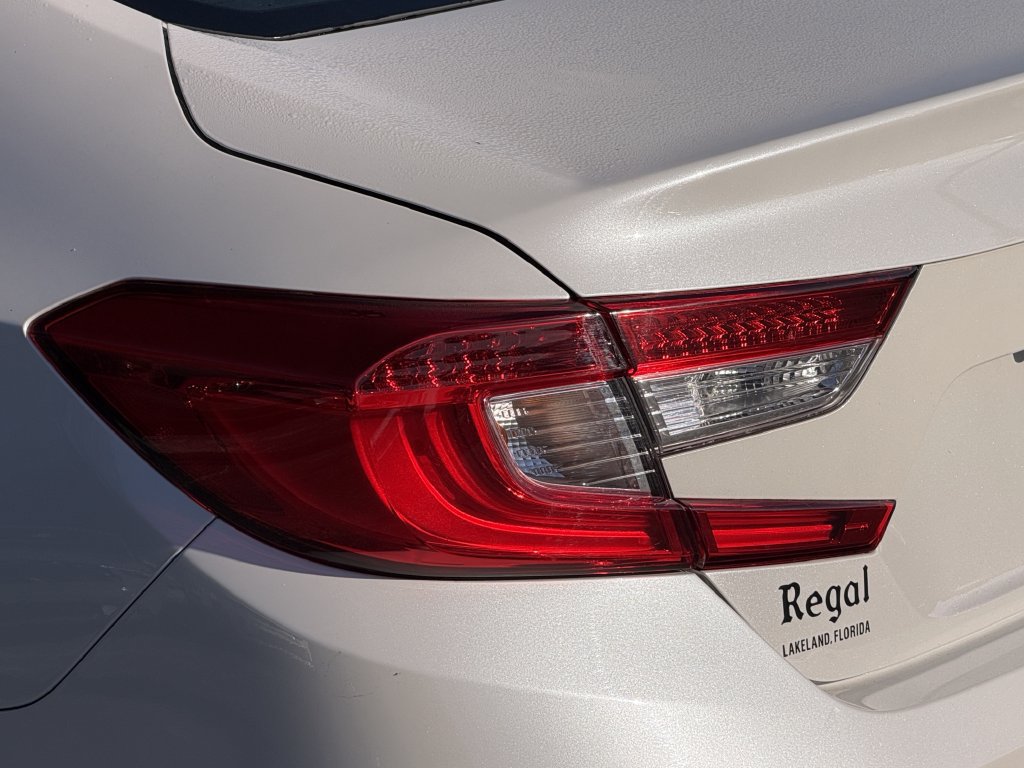 Used 2021 Honda Accord EX-L image 11