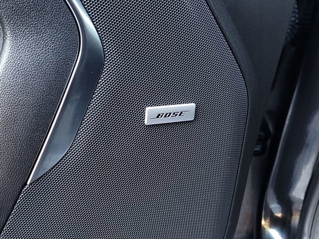 Used 2023 Chevrolet Suburban High Country image 12