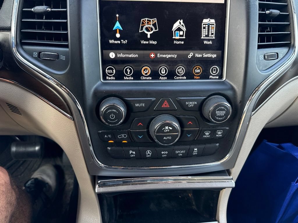 Used 2018 Jeep Grand Cherokee Limited AWD/4WD image 25