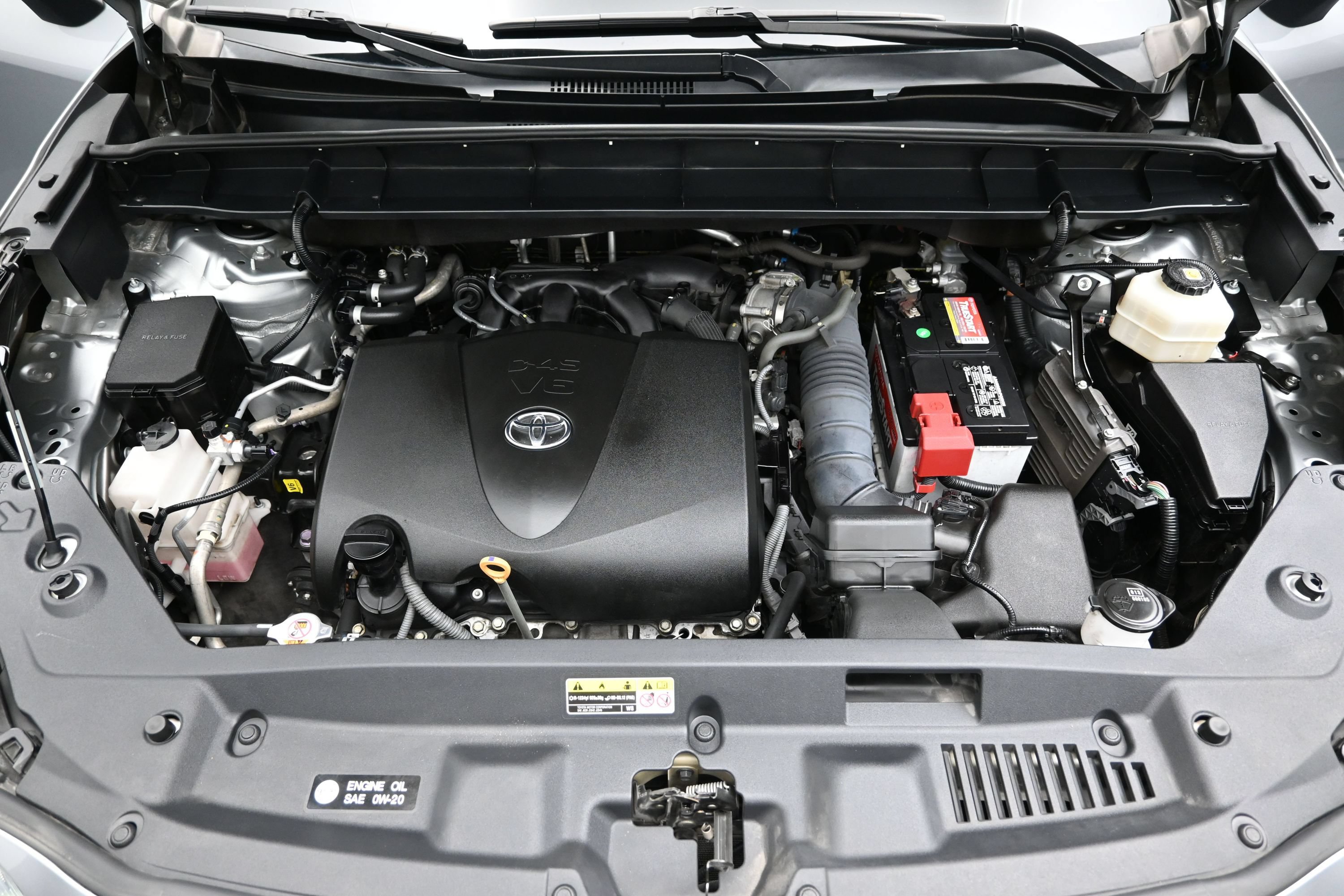 Used 2021 Toyota Highlander XSE FWD image 8