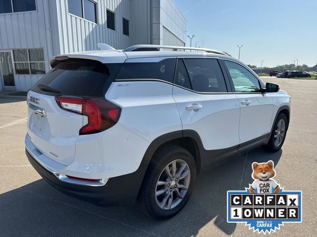 Used 2024 GMC Terrain SLT AWD/4WD image 7