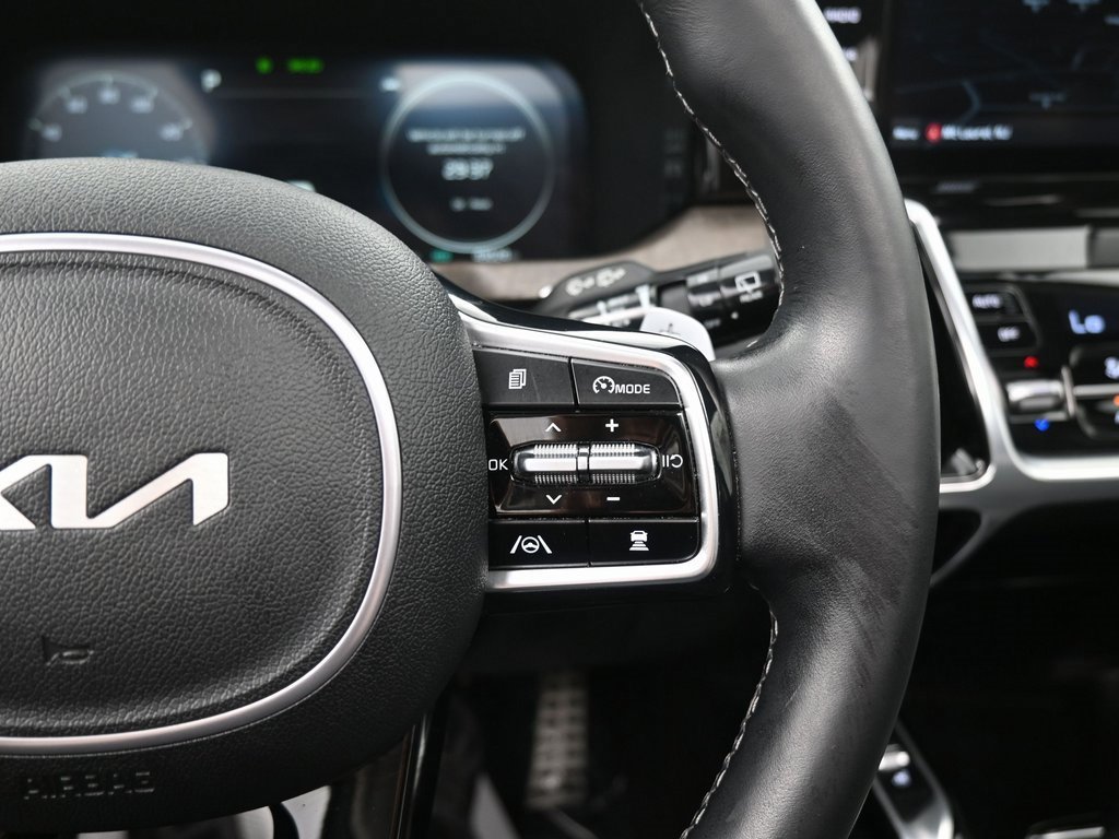 Used 2022 Kia Sorento SX Prestige image 20