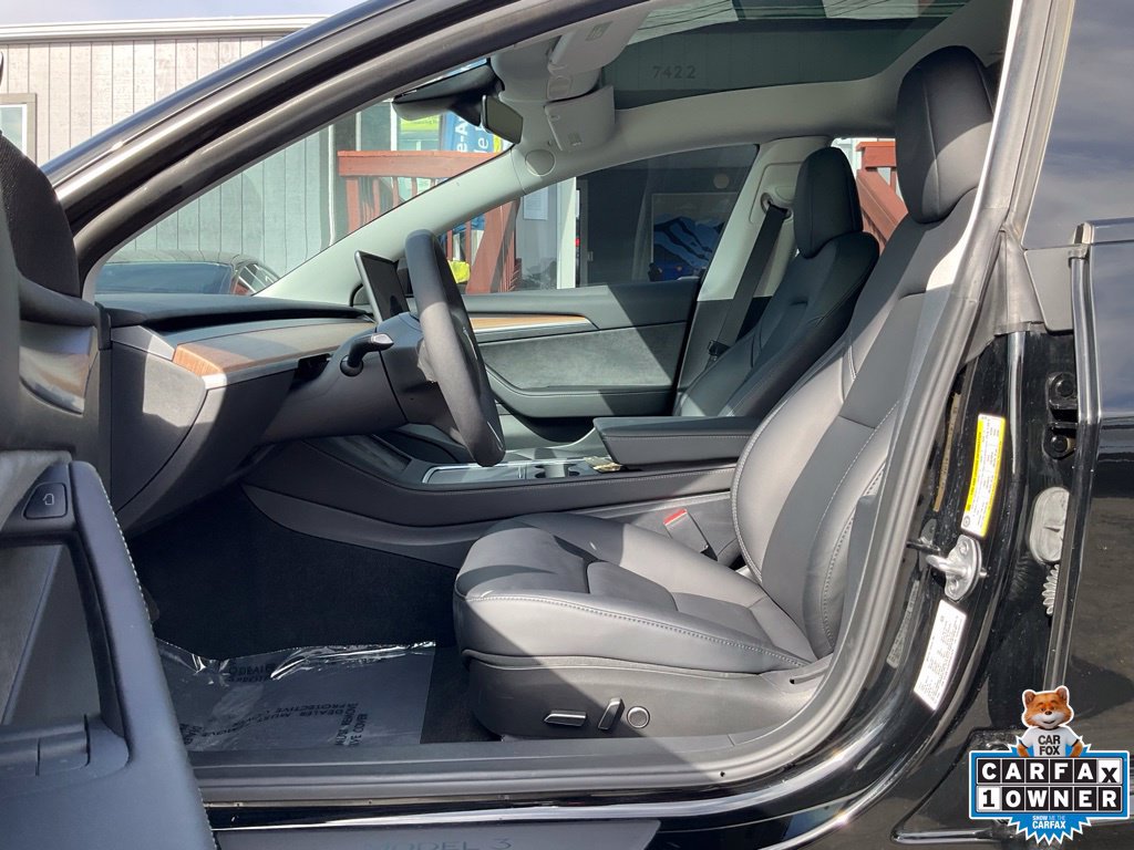 Used 2023 Tesla Model 3 Standard Range RWD image 7