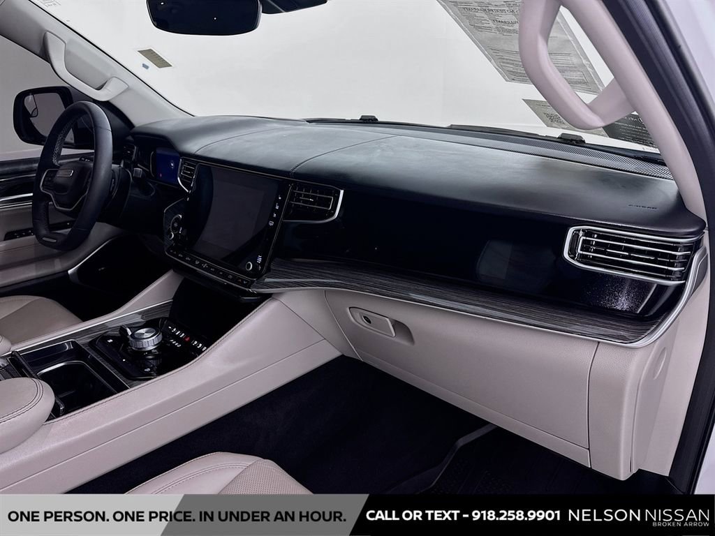 Used 2022 Jeep Wagoneer Series III w/ Convenience Group I image 32