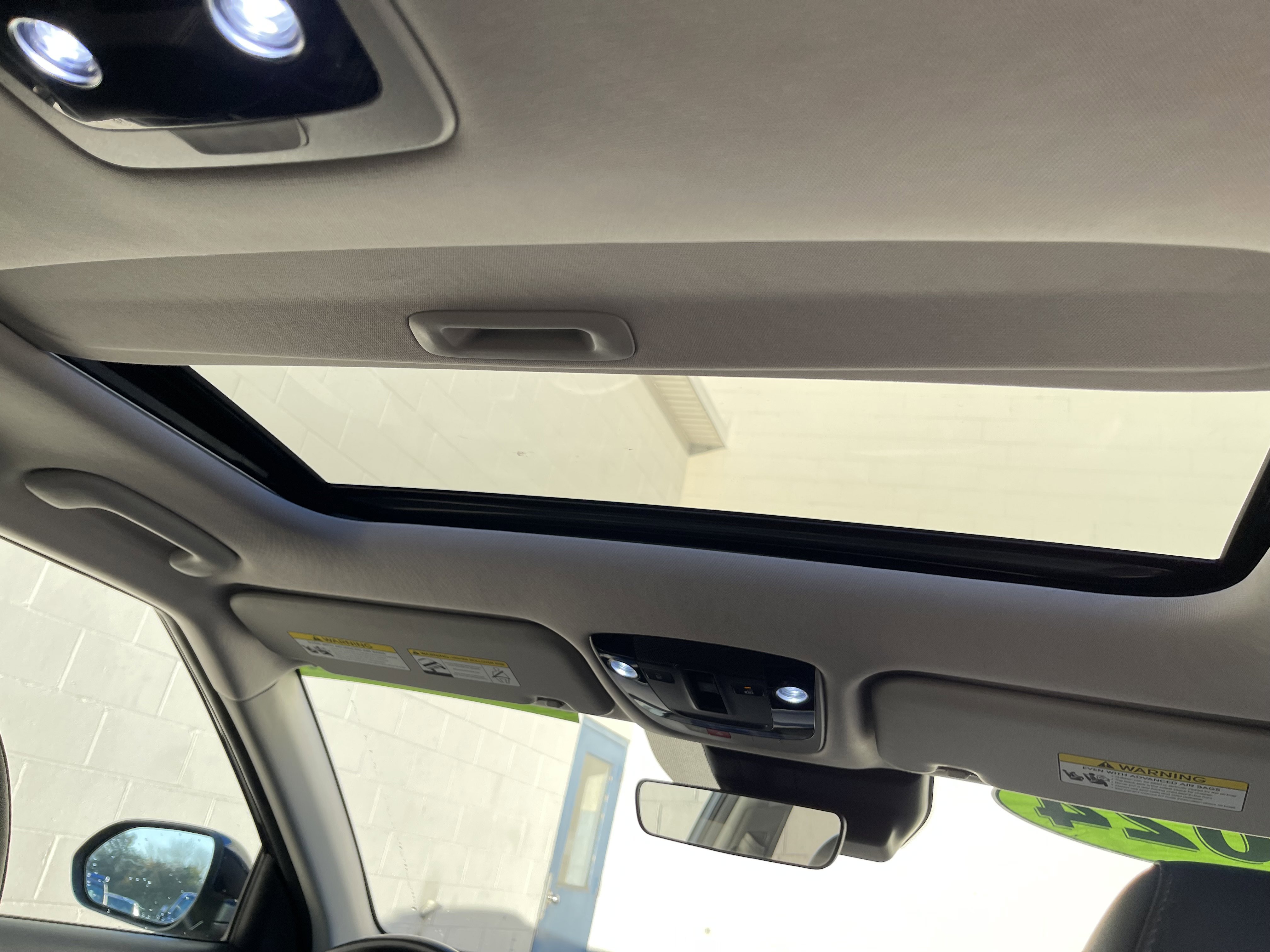 Used 2024 Kia Seltos EX image 30