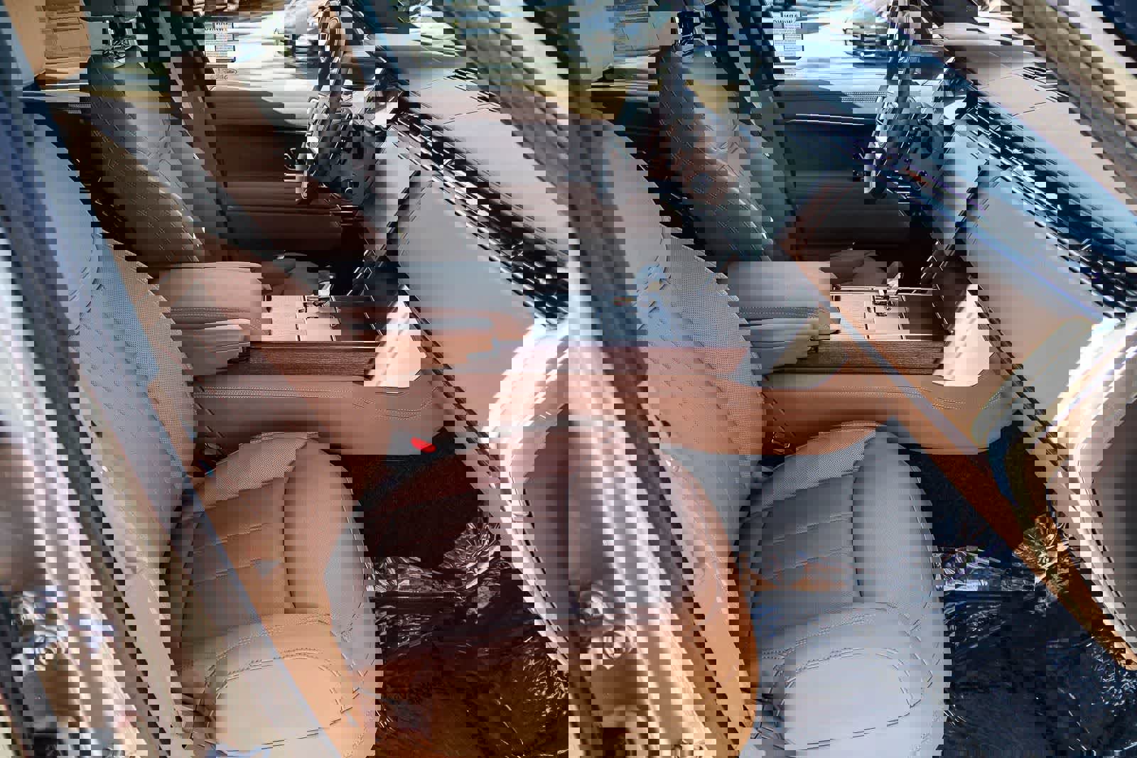 New 2026 Land Rover Range Rover SE image 17