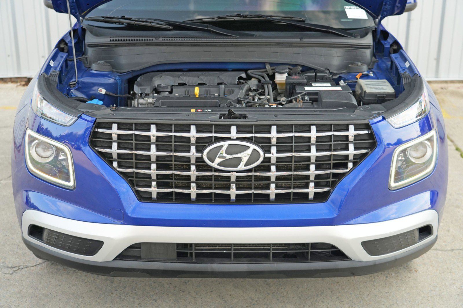 Used 2022 Hyundai Venue Limited w/ Cargo Package image 7