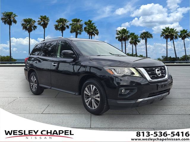 Certified 2020 Nissan Pathfinder SV FWD image 1