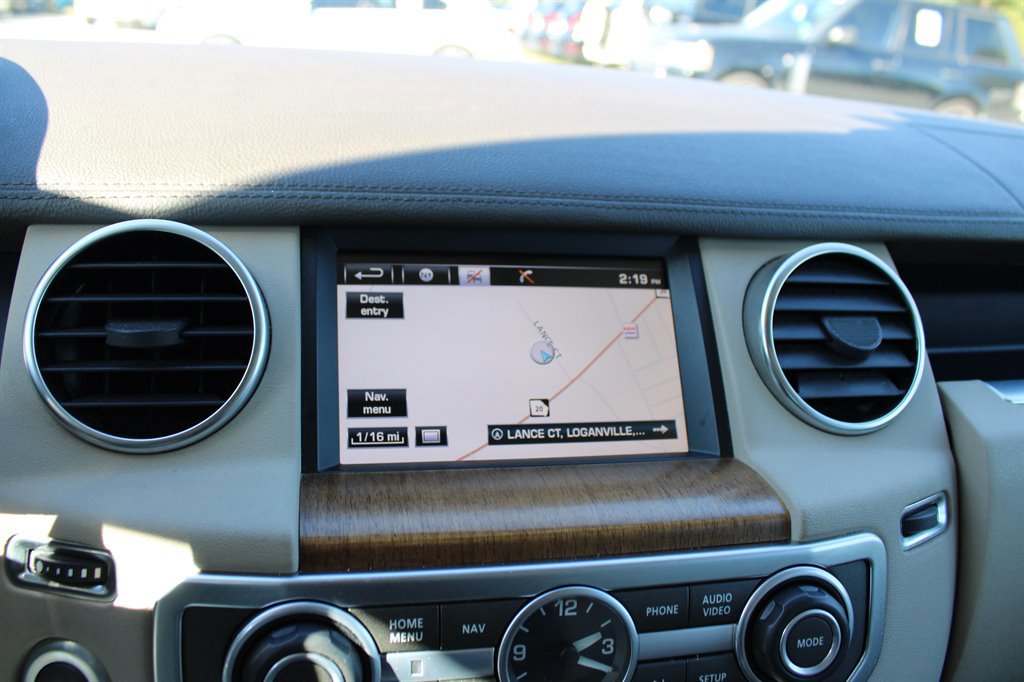 Used 2016 Land Rover LR4 HSE image 21