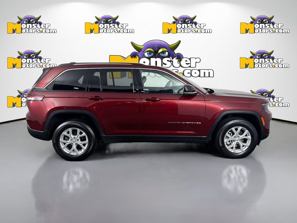 Used 2023 Jeep Grand Cherokee Limited image 4