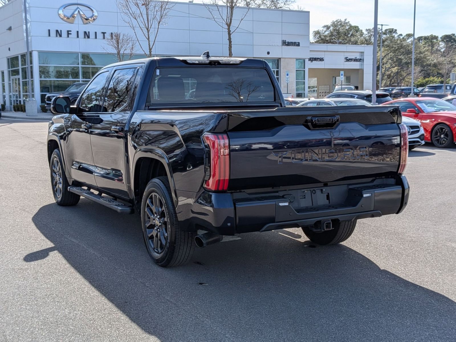 Used 2023 Toyota Tundra Platinum image 5