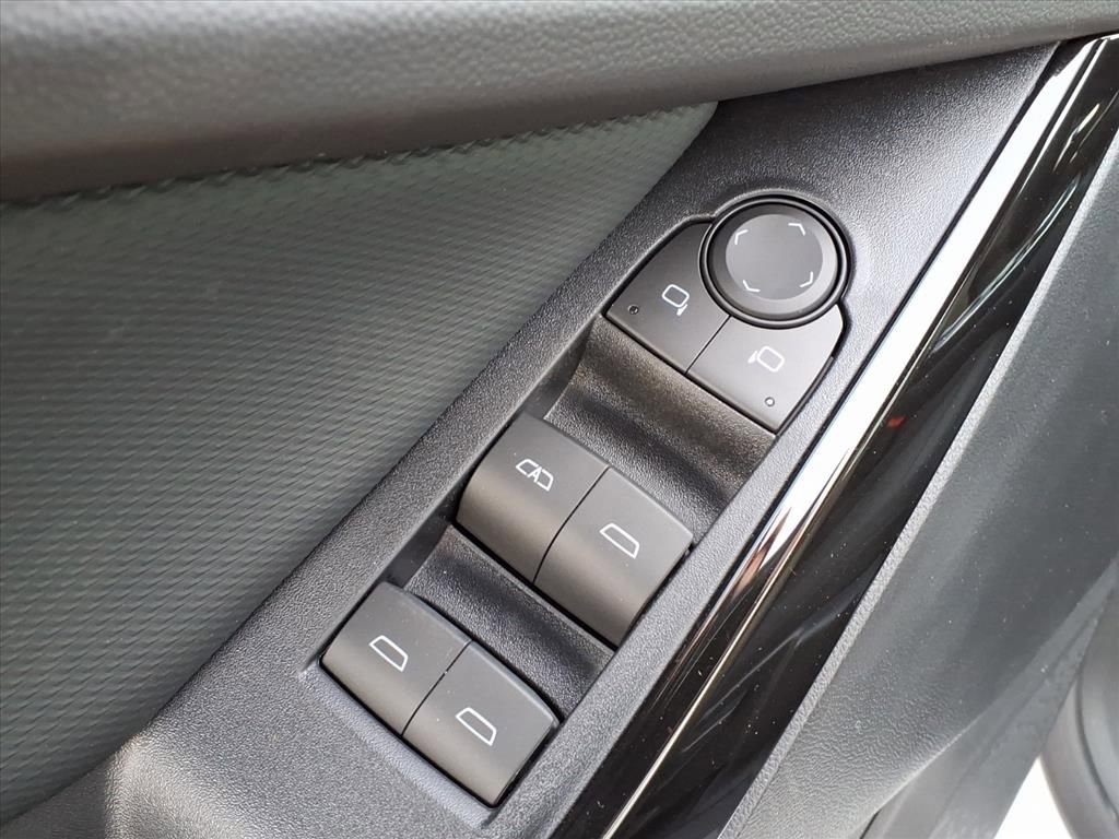 New 2026 Chevrolet Equinox LT w/ Midnight Edition image 14