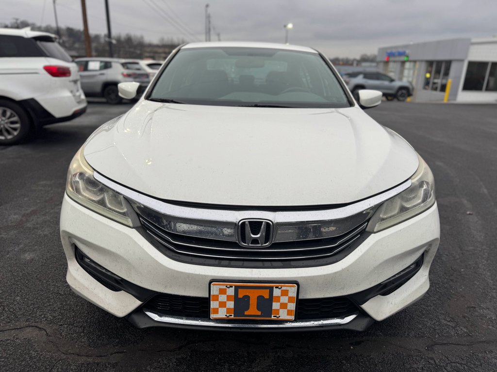 Used 2016 Honda Accord Sport image 2