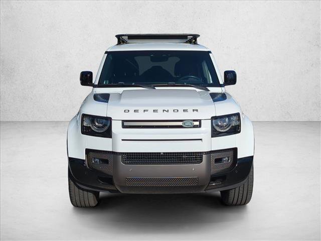 Used 2022 Land Rover Defender 110 X-Dynamic SE AWD/4WD image 2
