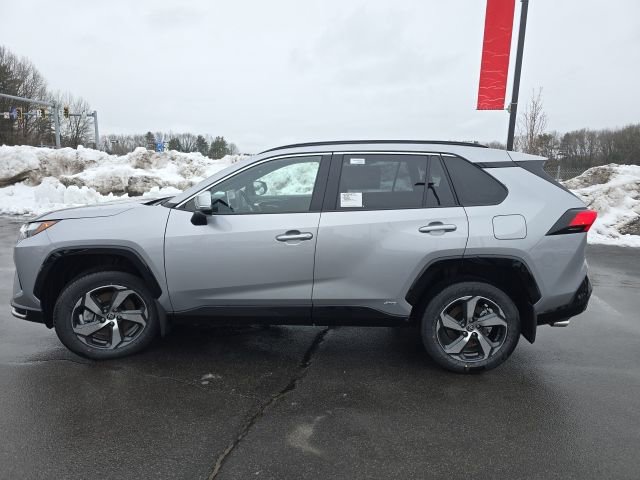 New 2025 Toyota RAV4 SE image 6