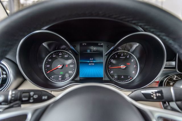 Used 2021 Mercedes-Benz GLC 300 4MATIC image 18