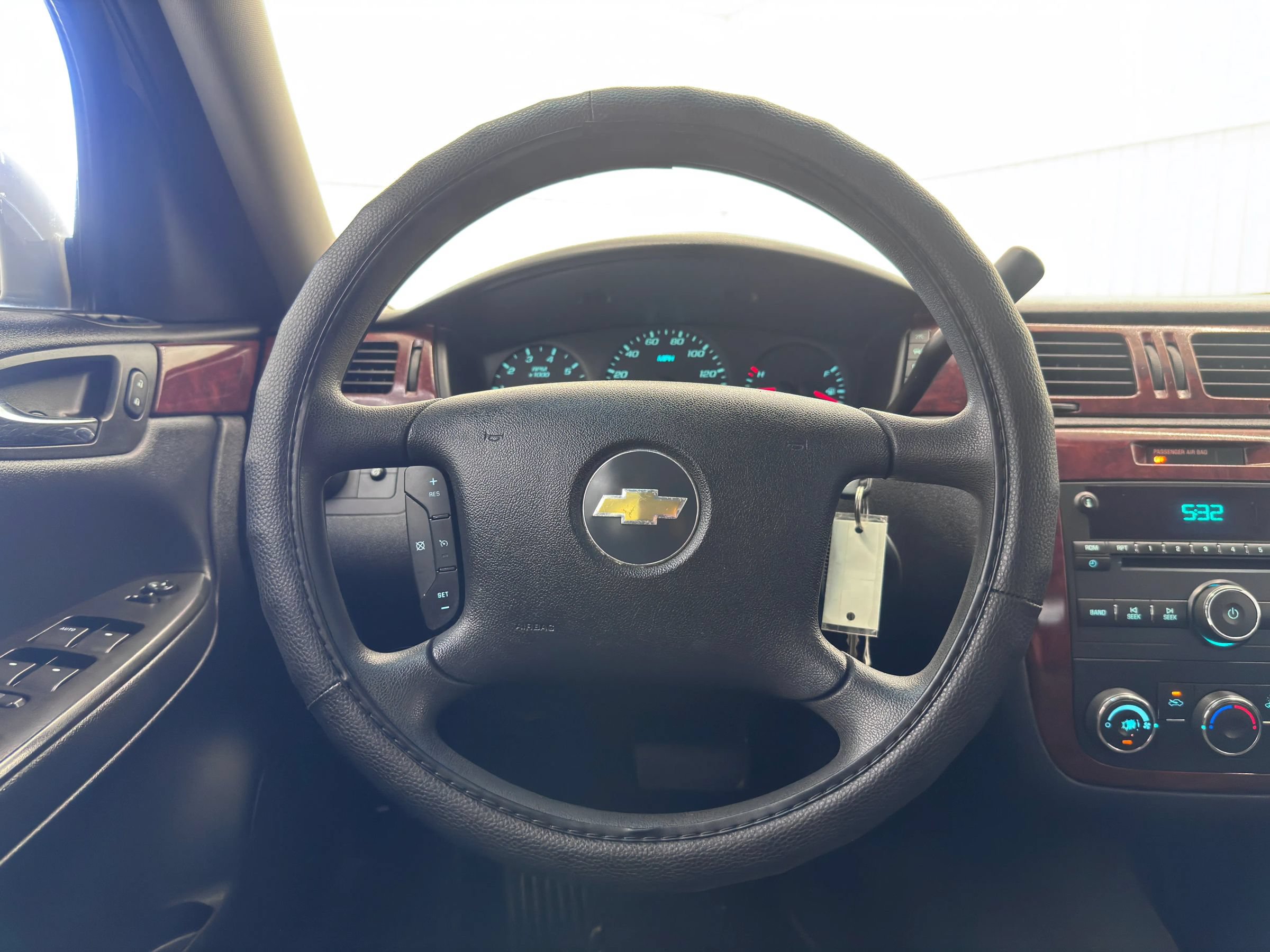 Used 2006 Chevrolet Impala LS FWD image 19