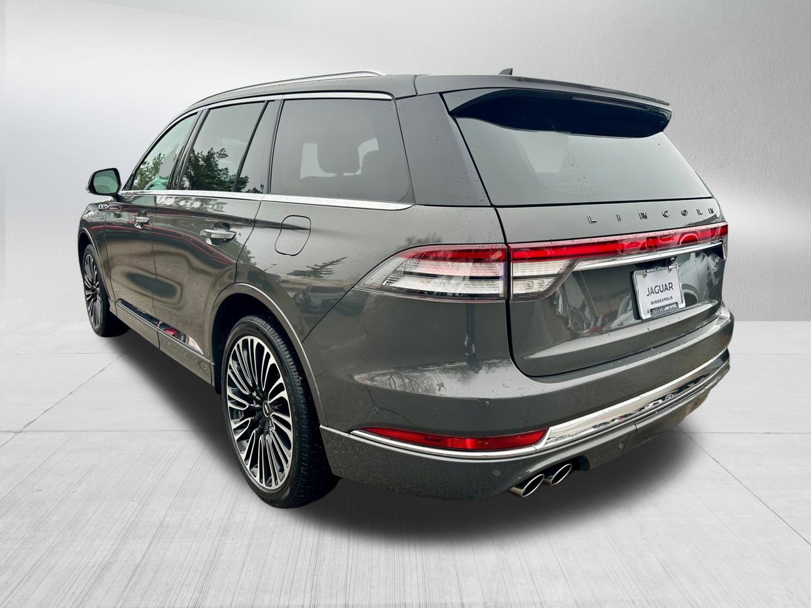 Used 2024 Lincoln Aviator Black Label w/ Dynamic Handling Package image 10