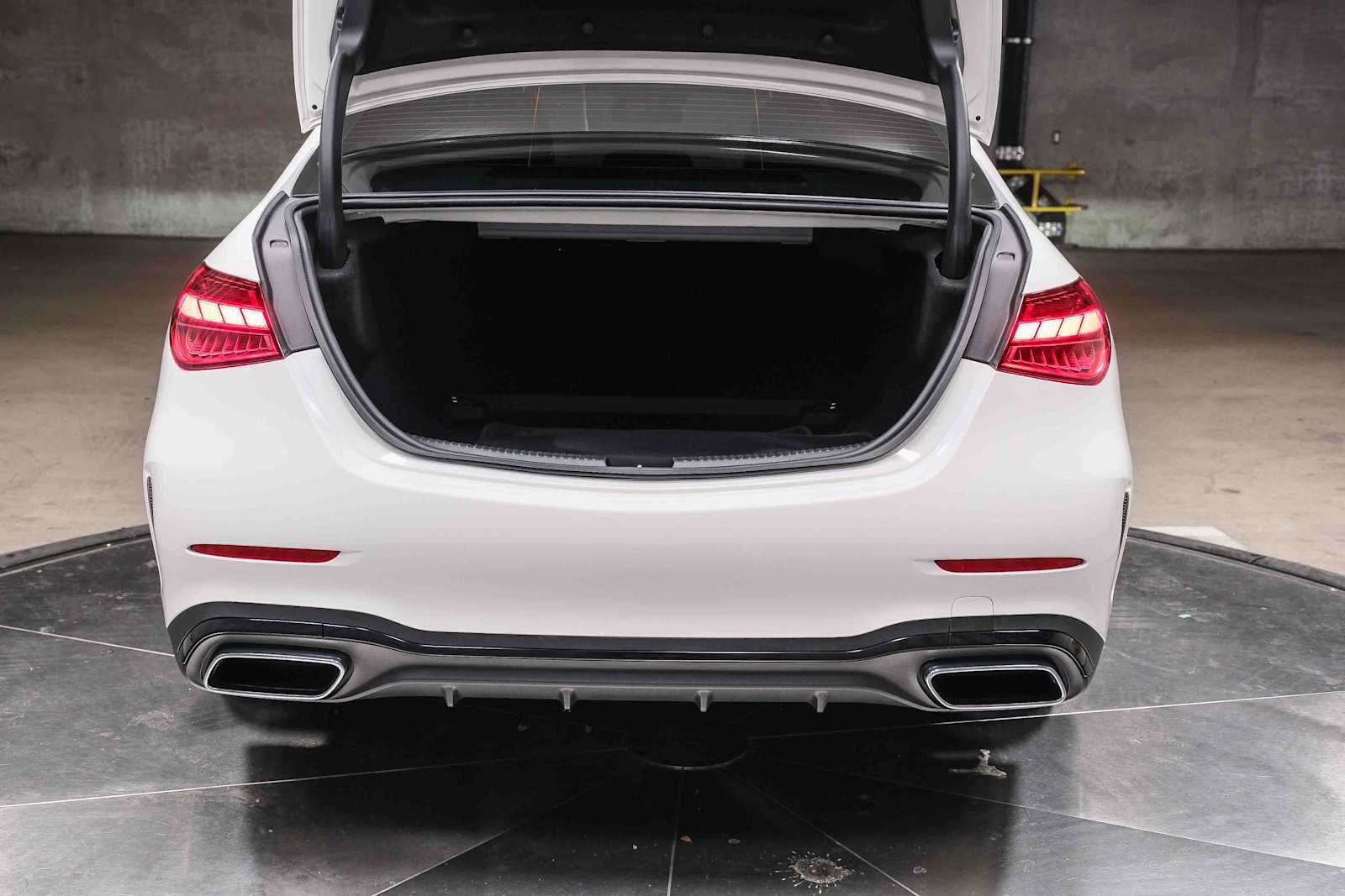 Certified 2023 Mercedes-Benz C 300 Sedan image 31
