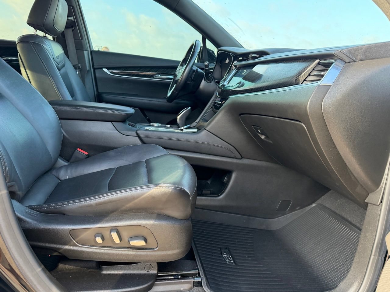 Used 2022 Cadillac XT6 Premium Luxury FWD image 39