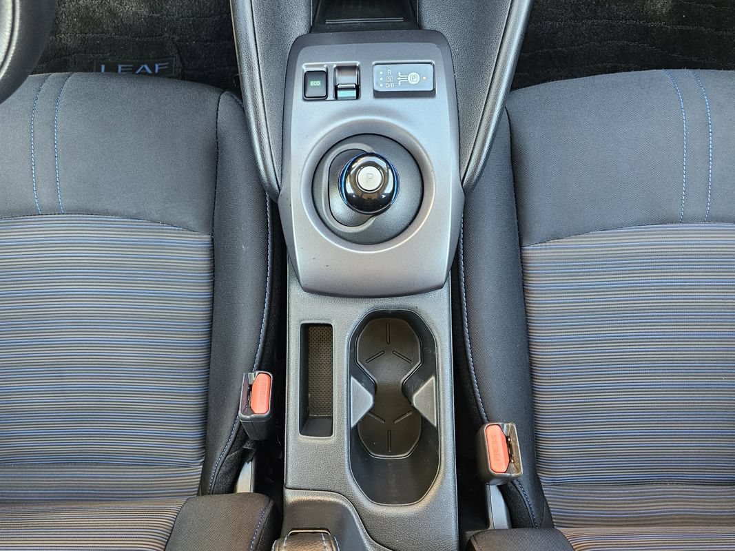 Used 2024 Nissan Leaf S FWD image 23