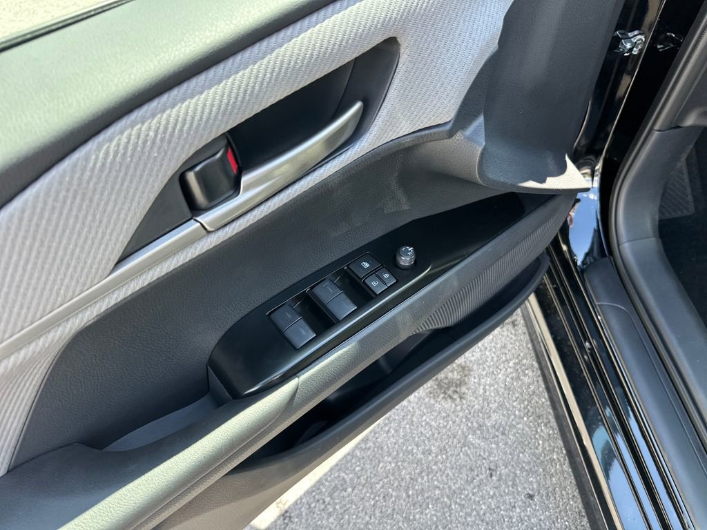Used 2026 Toyota Camry SE FWD image 15