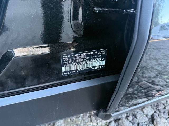 New 2026 Mitsubishi Outlander SE FWD image 35