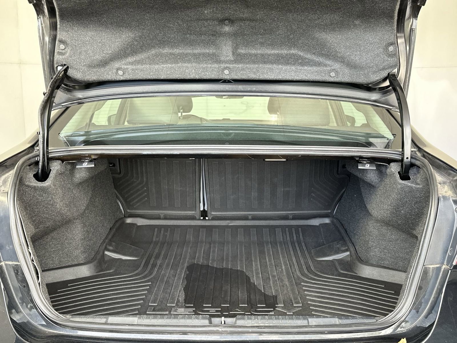 Used 2020 Subaru Legacy Premium image 28