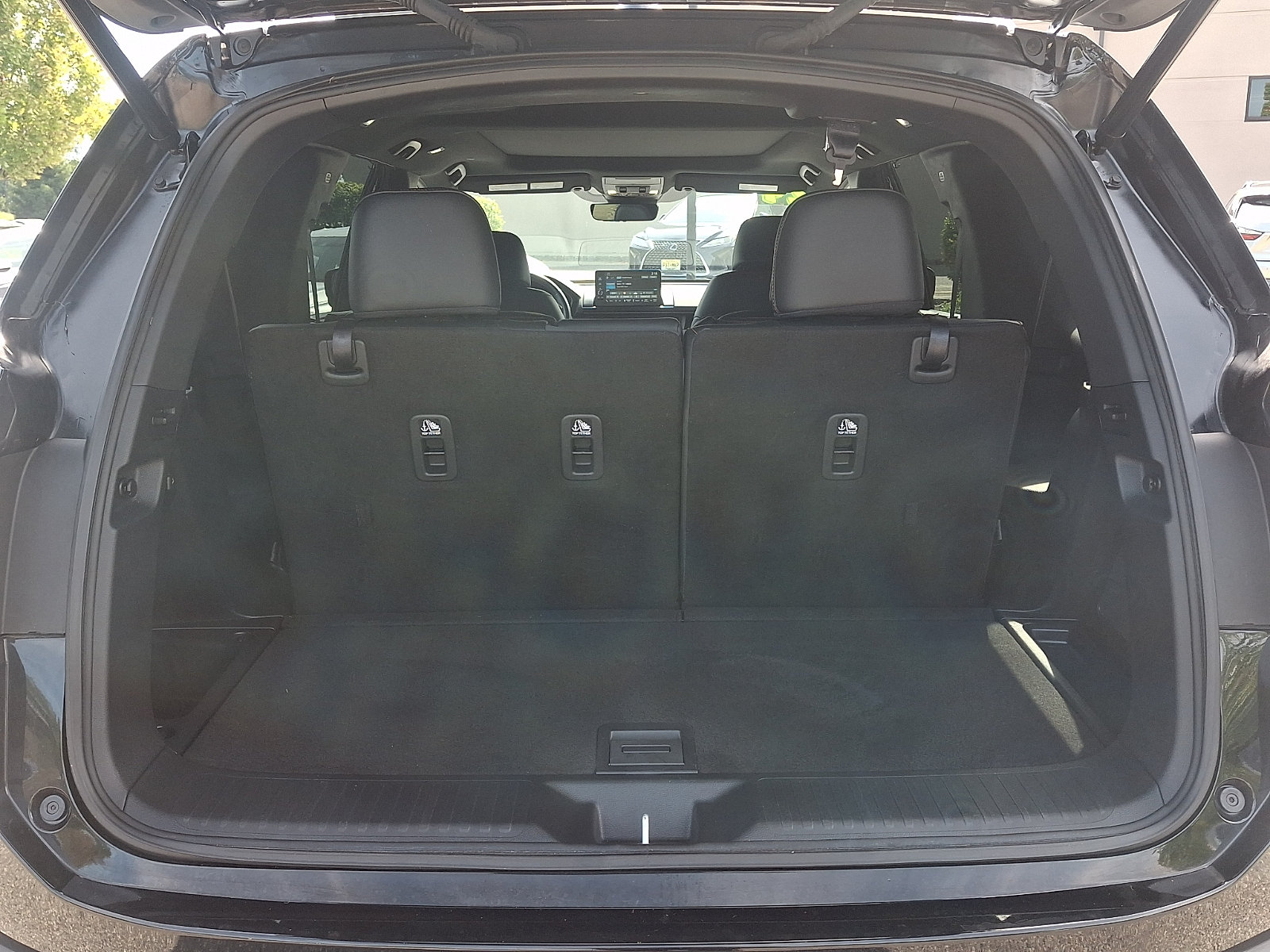 Used 2024 Honda Pilot TrailSport image 29