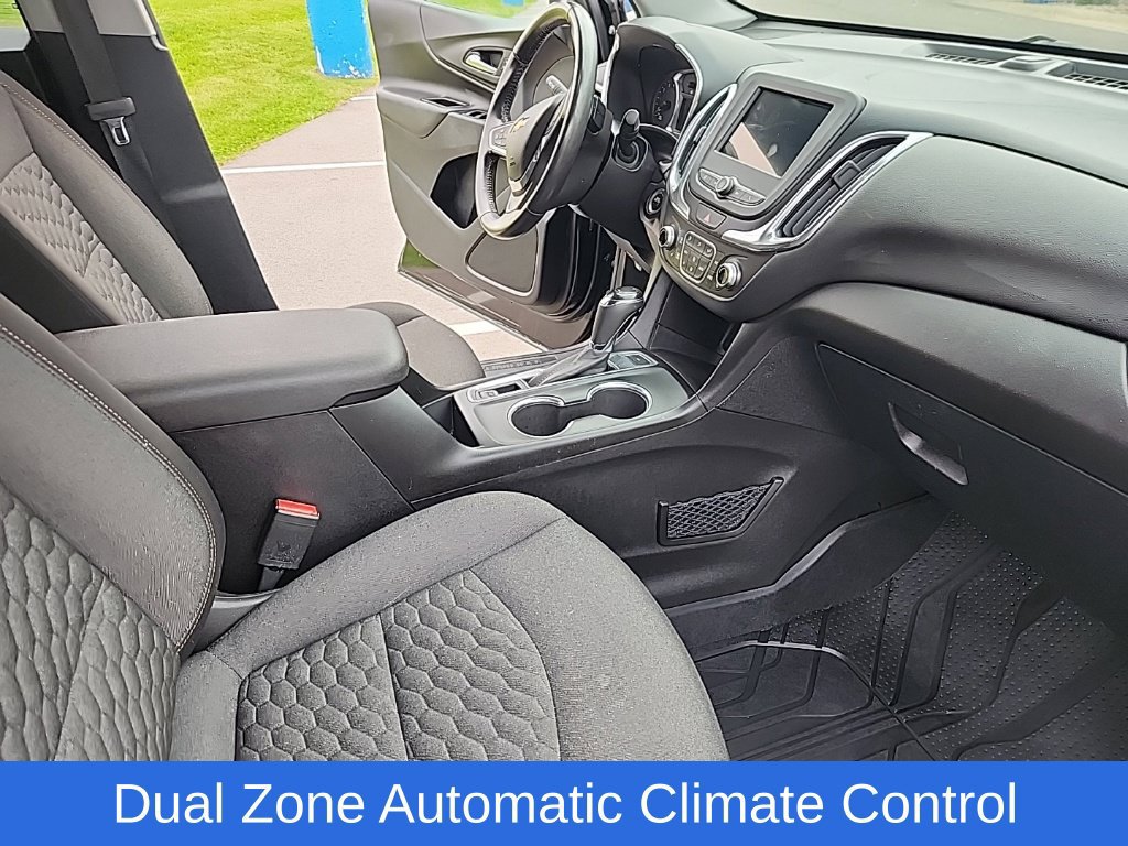 Used 2019 Chevrolet Equinox LT AWD/4WD image 18