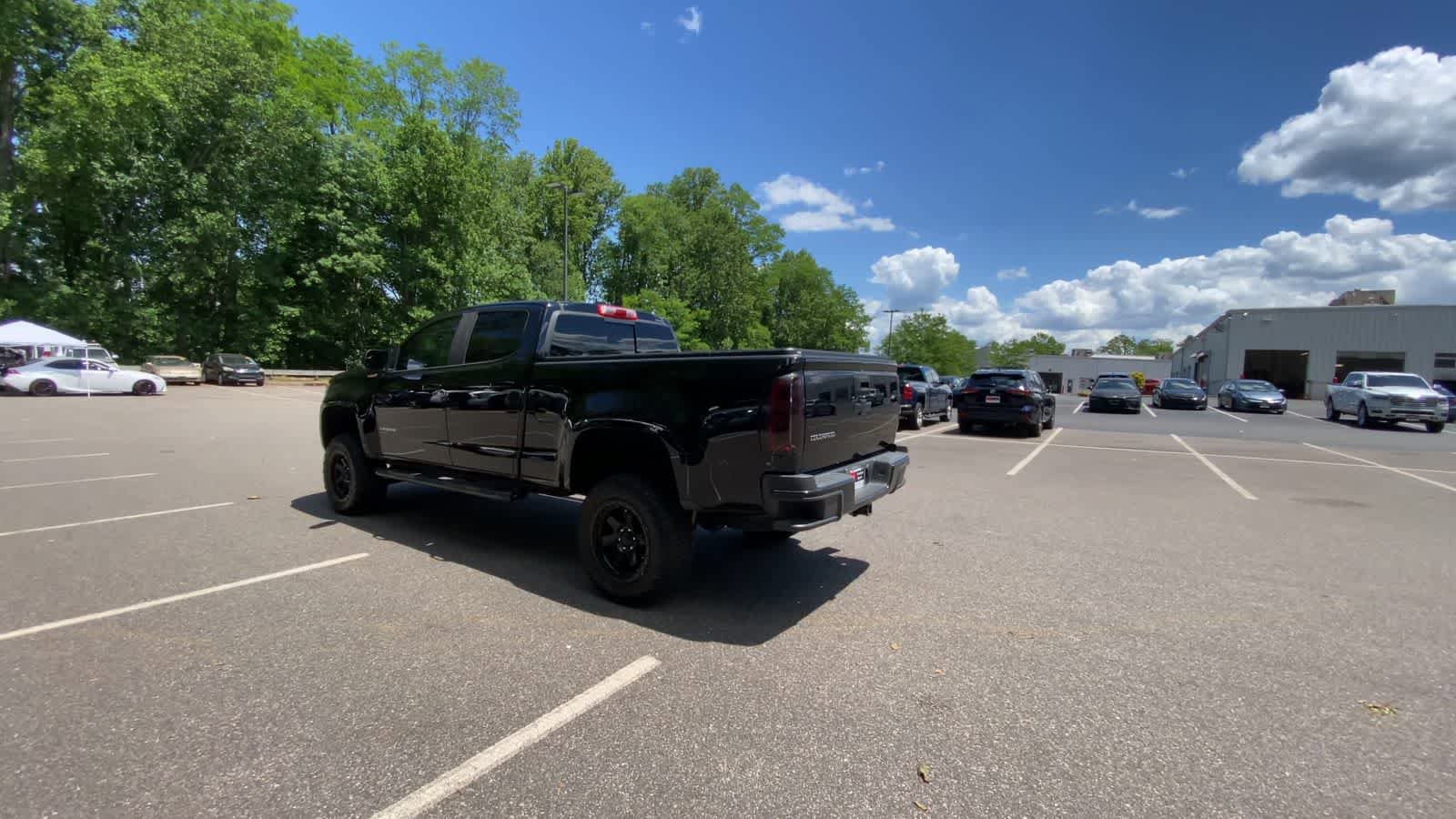 Used 2018 Chevrolet Colorado Z71 AWD/4WD image 12