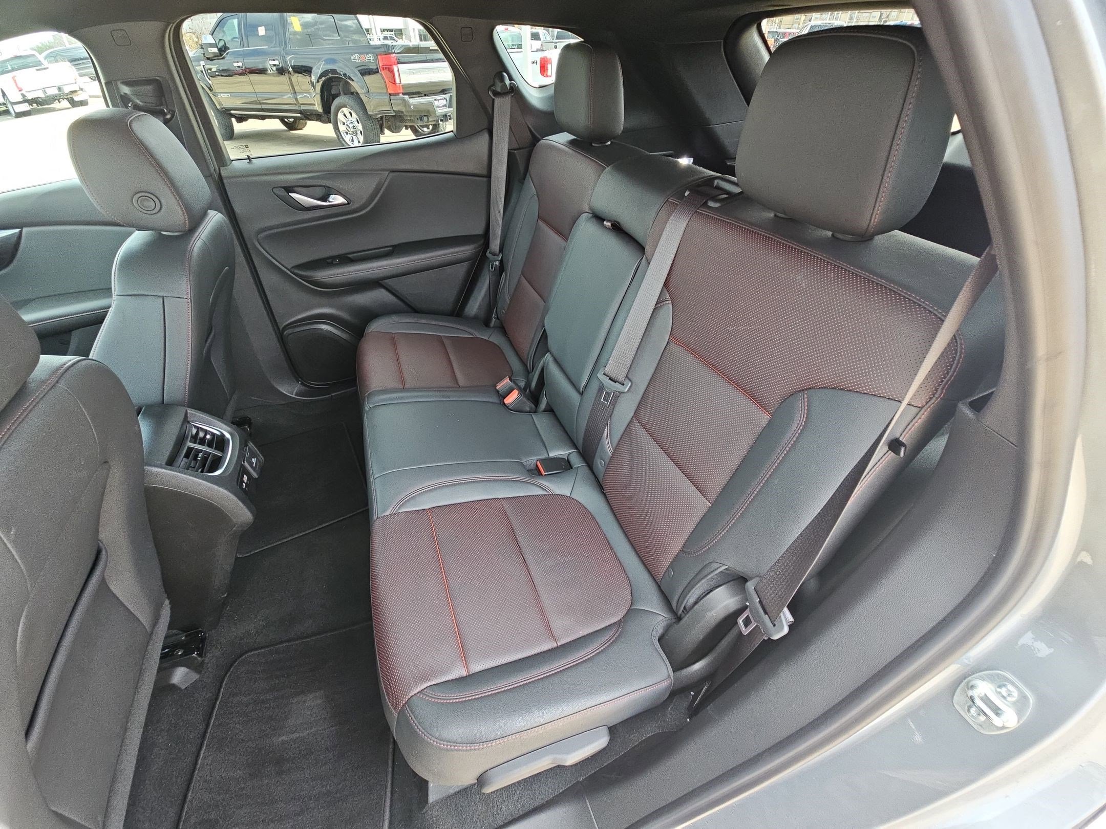 Used 2025 Chevrolet Blazer RS image 28