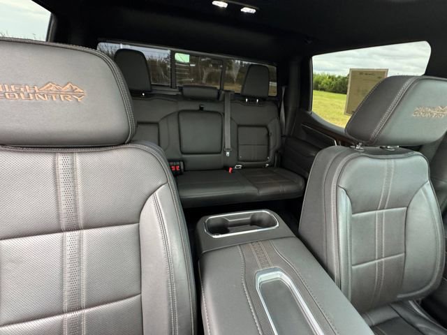 Used 2022 Chevrolet Silverado 1500 High Country w/ High Country Premium Package AWD/4WD image 32