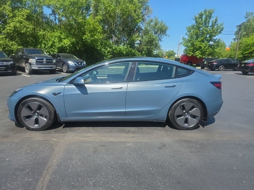 Used 2022 Tesla Model 3 Long Range AWD/4WD image 4