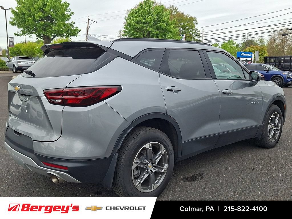 Used 2024 Chevrolet Blazer LT w/ Convenience Package FWD image 5