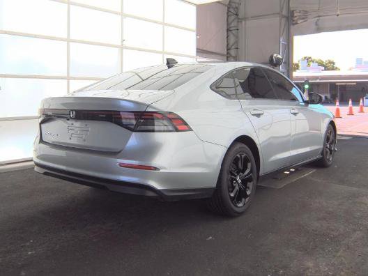 Used 2025 Honda Accord SE image 3