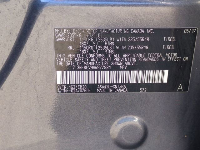 Used 2017 Toyota RAV4 SE image 39