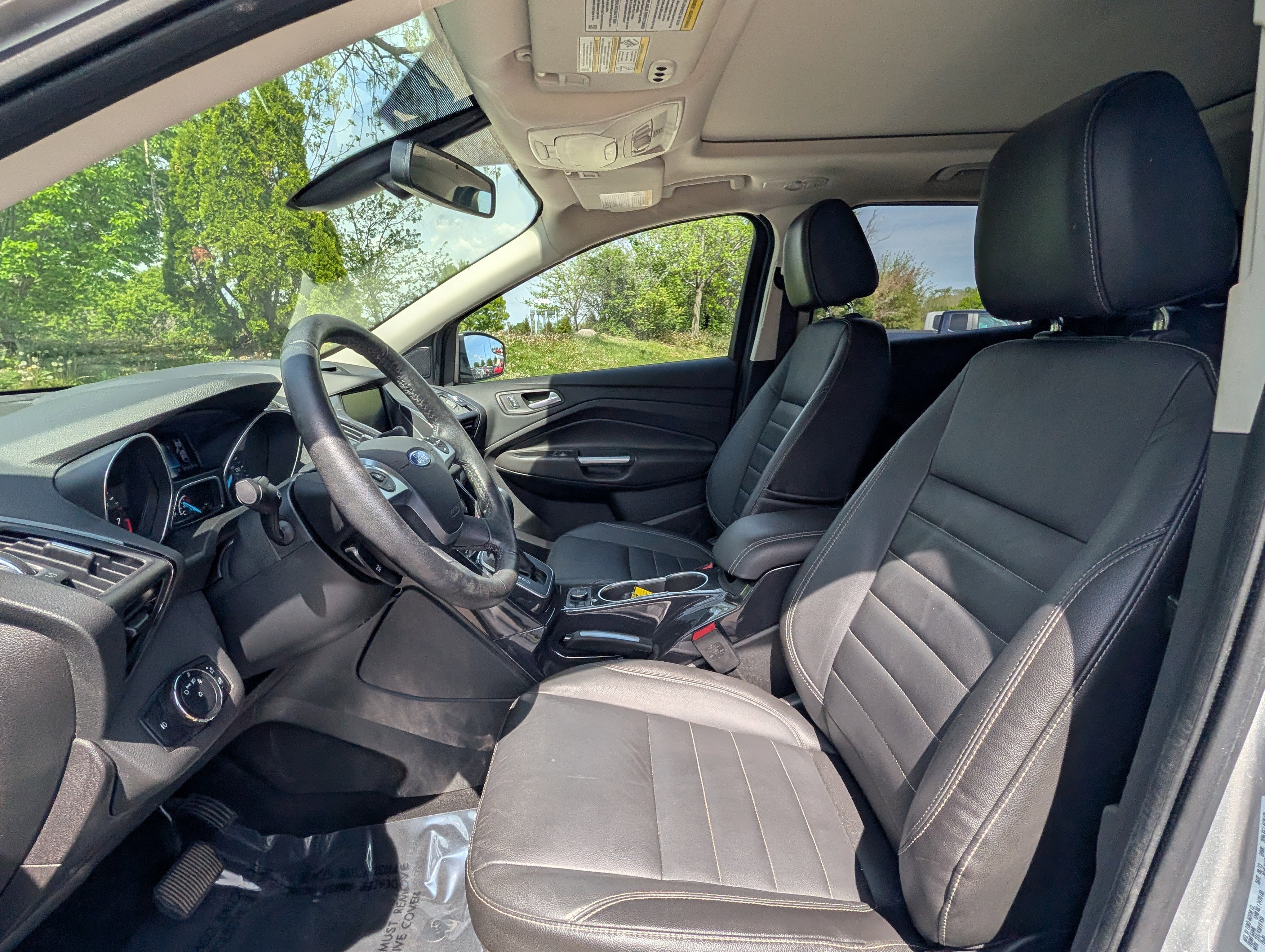 Used 2014 Ford Escape Titanium image 10