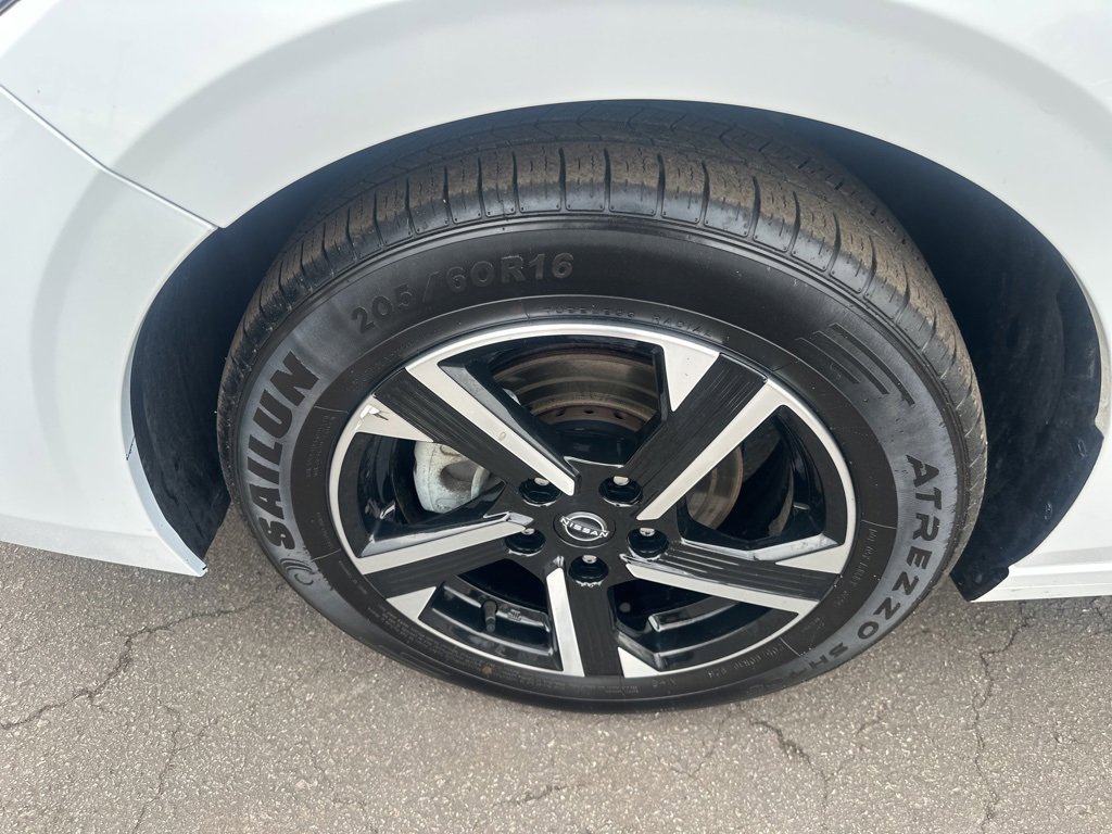 Used 2024 Nissan Sentra SV image 17