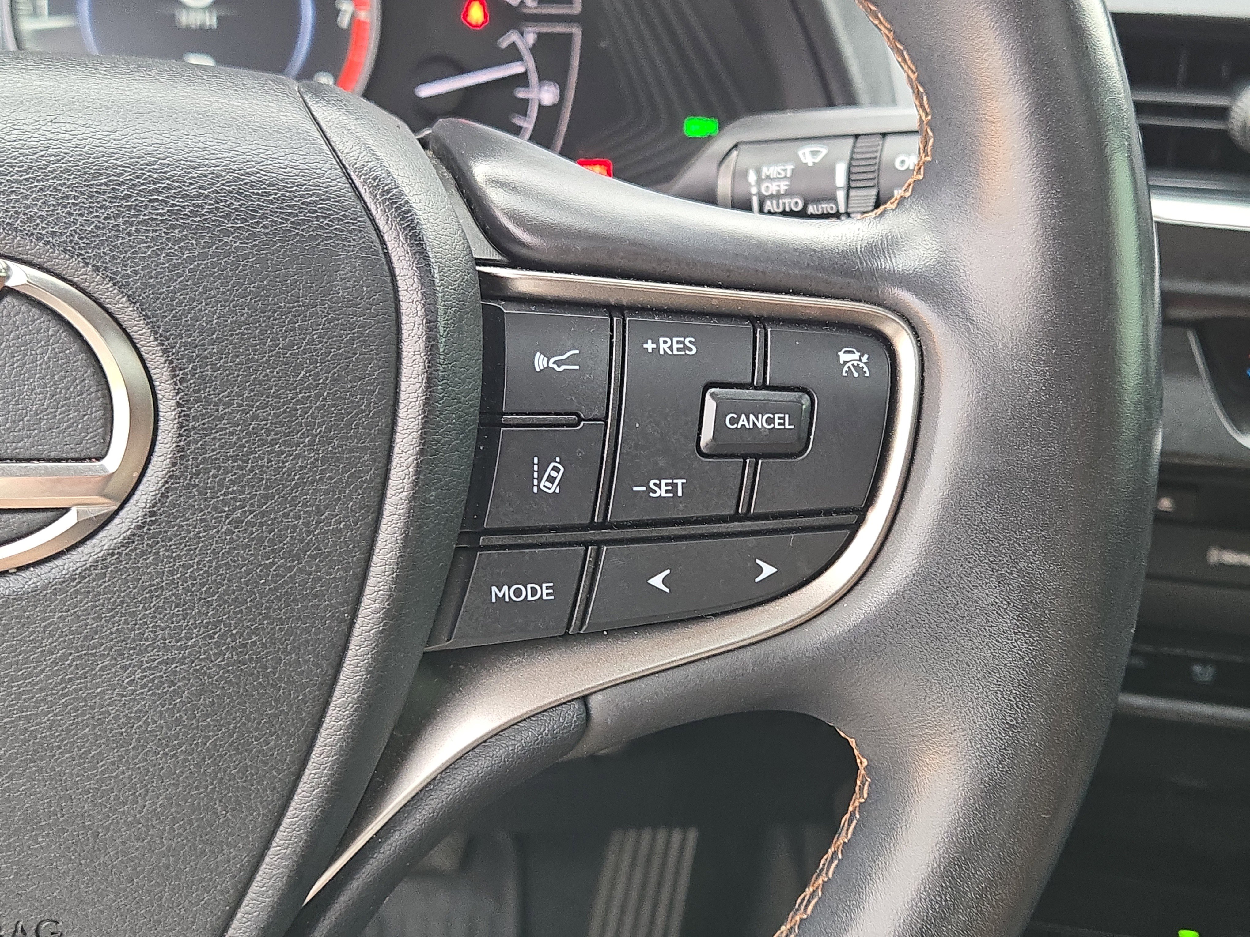 Used 2022 Lexus UX 200 200 Base image 25