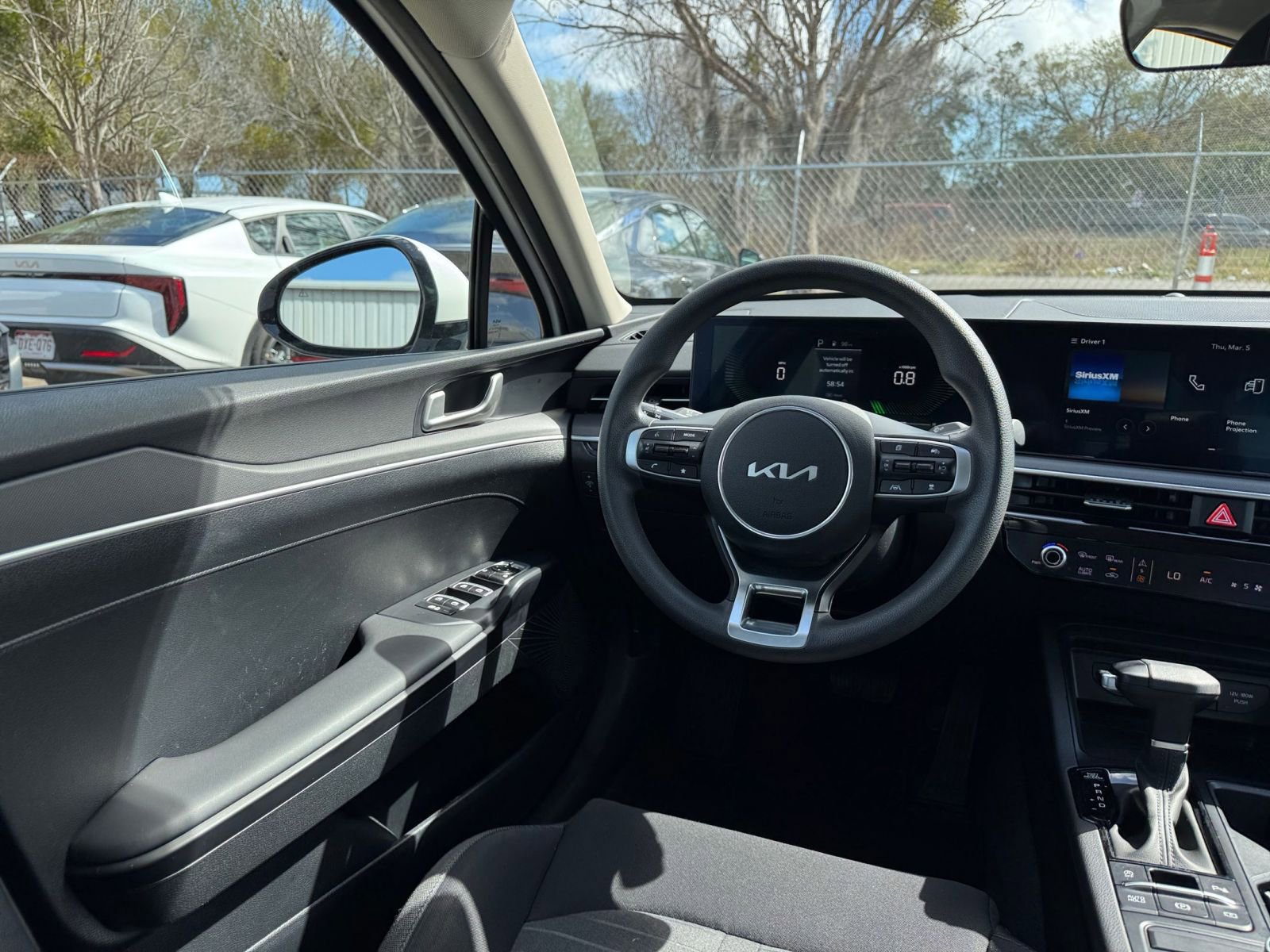 Used 2025 Kia K5 LXS image 31