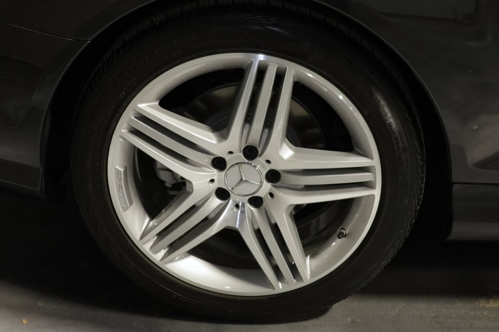 Used 2013 Mercedes-Benz CL 550 4MATIC image 49
