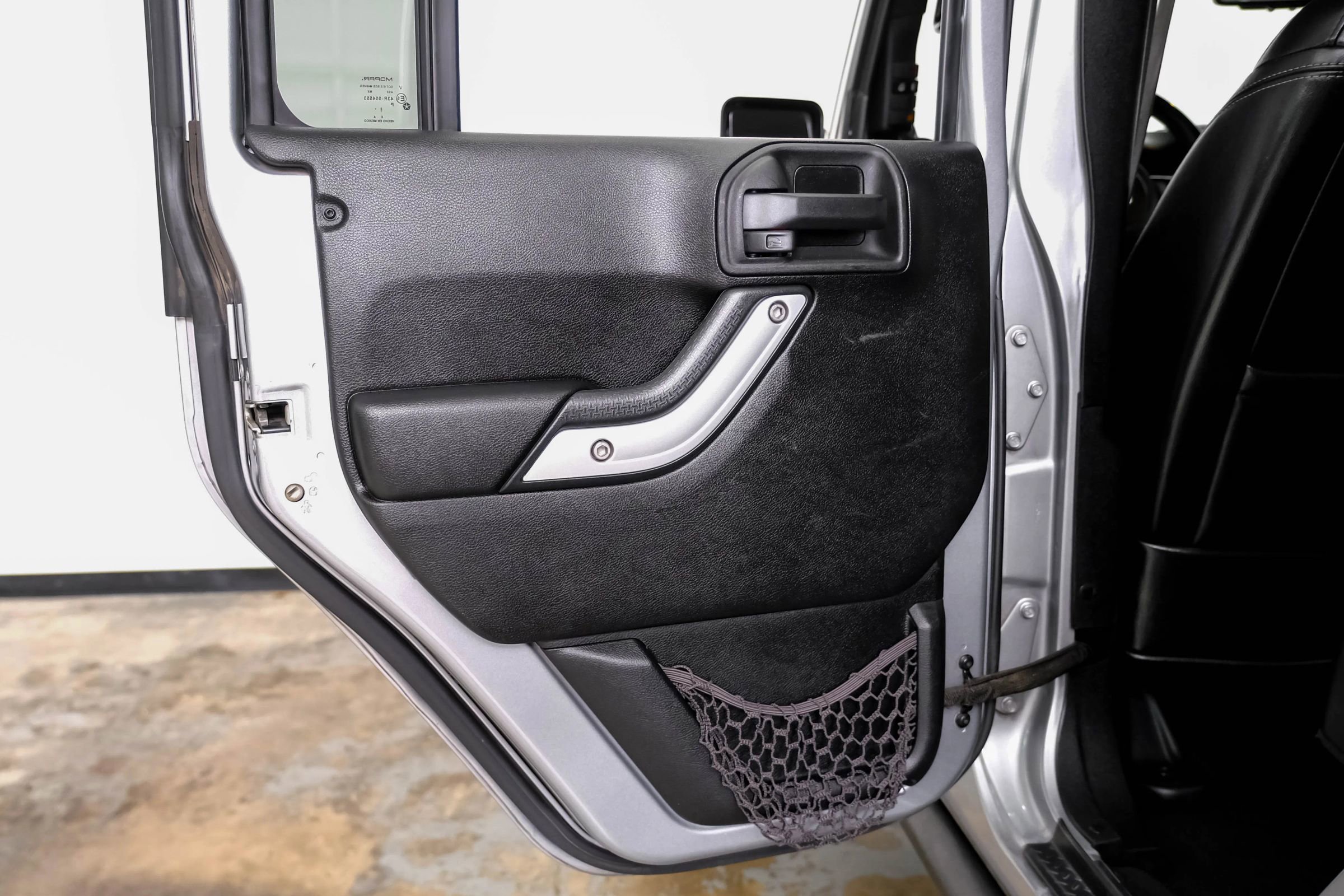 Used 2013 Jeep Wrangler Unlimited Sahara w/ Connectivity Group image 40