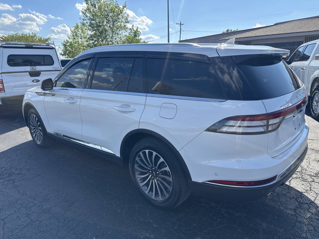 Used 2021 Lincoln Aviator Reserve w/ Equipment Group 201A AWD/4WD image 8